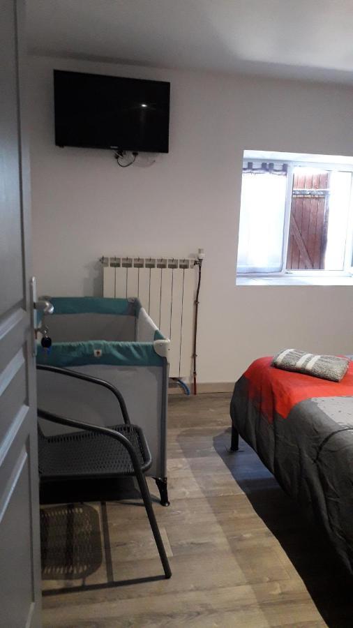 Bed and Breakfast Les Tremieres Saint-Paul-des-Fonts Екстер'єр фото