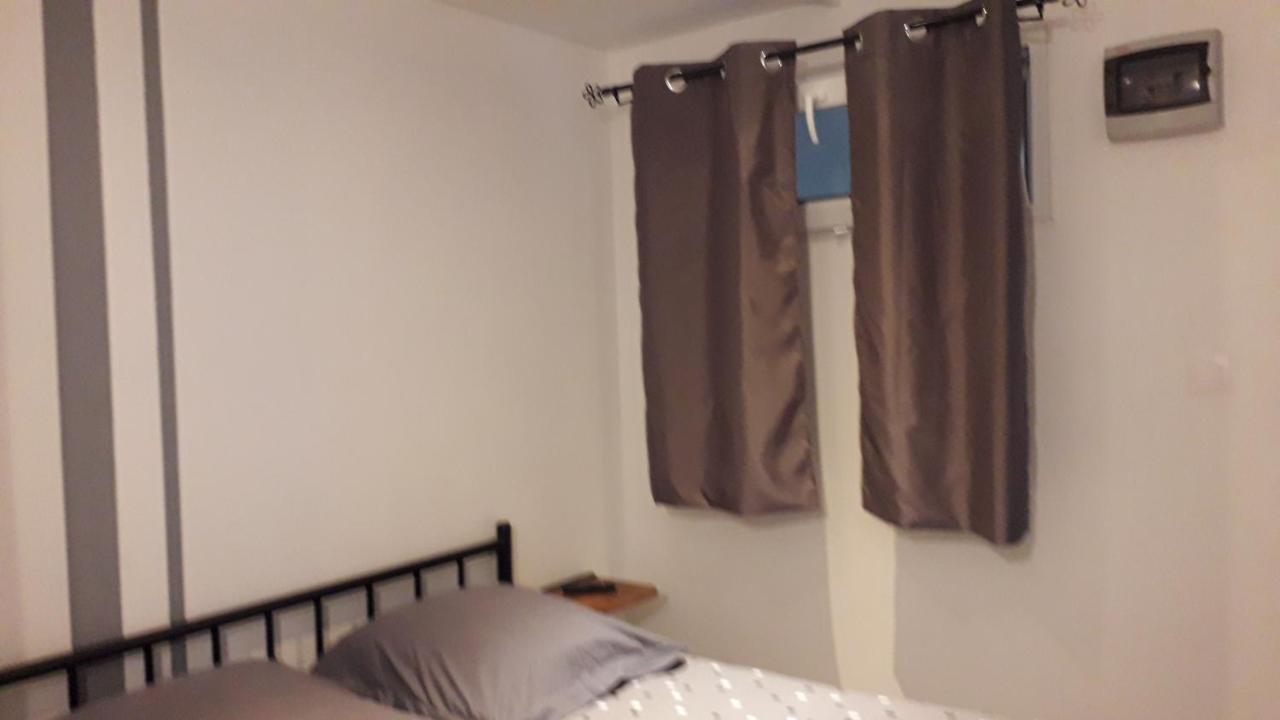 Bed and Breakfast Les Tremieres Saint-Paul-des-Fonts Екстер'єр фото